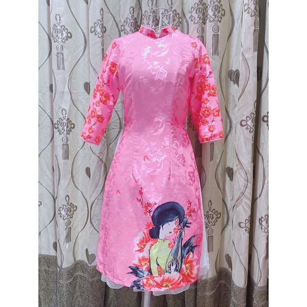 Áo dài gấm cách tân