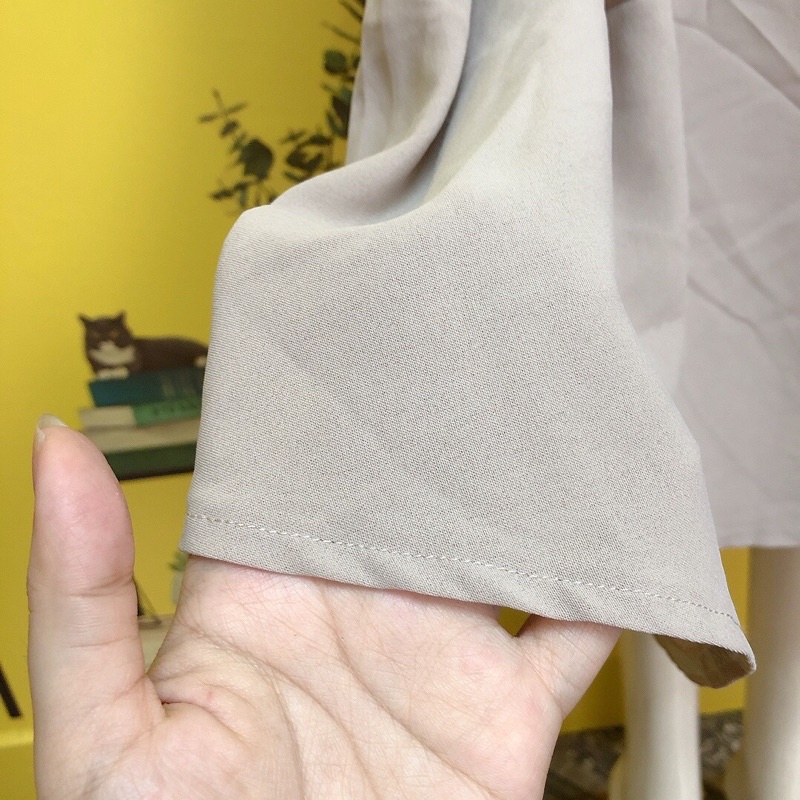 Đầm yếm nude hở ngực đồ si 2hand
