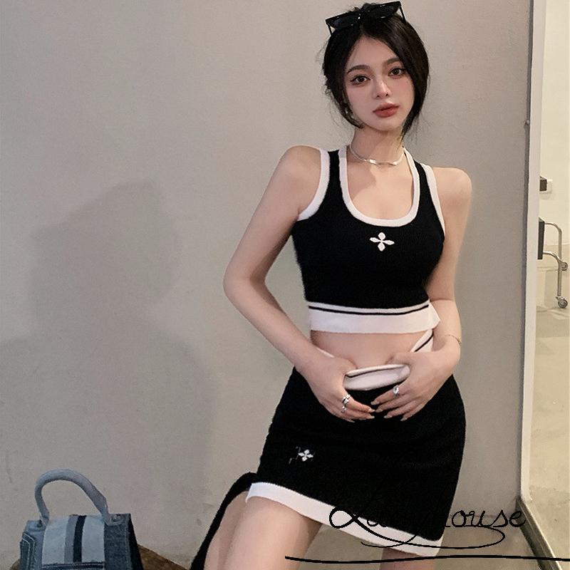 Bộ Trang Phục 2 Mảnh Áo Thun Không Tay Cổ Chữ U Màu Sắc Tương Phản + Chân Váy Ngắn Cạp Cao Mini Dành Cho Nữ