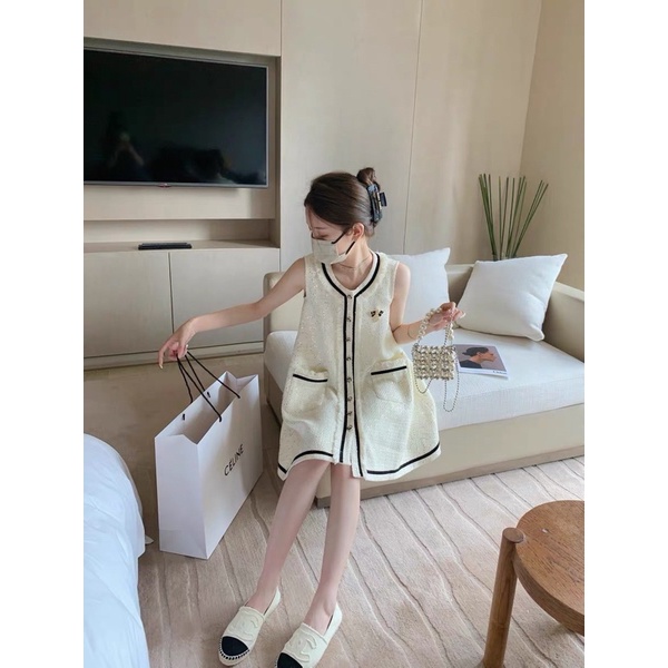 Váy dạ phối viền kèm tag chà neo