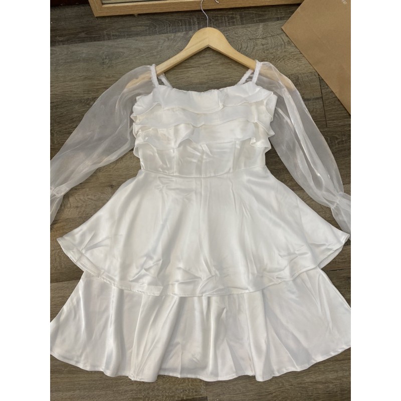 Váy trắng cúp ngực thiết kế xếp tầng cực xinh [Có lót toàn thân] | BigBuy360 - bigbuy360.vn