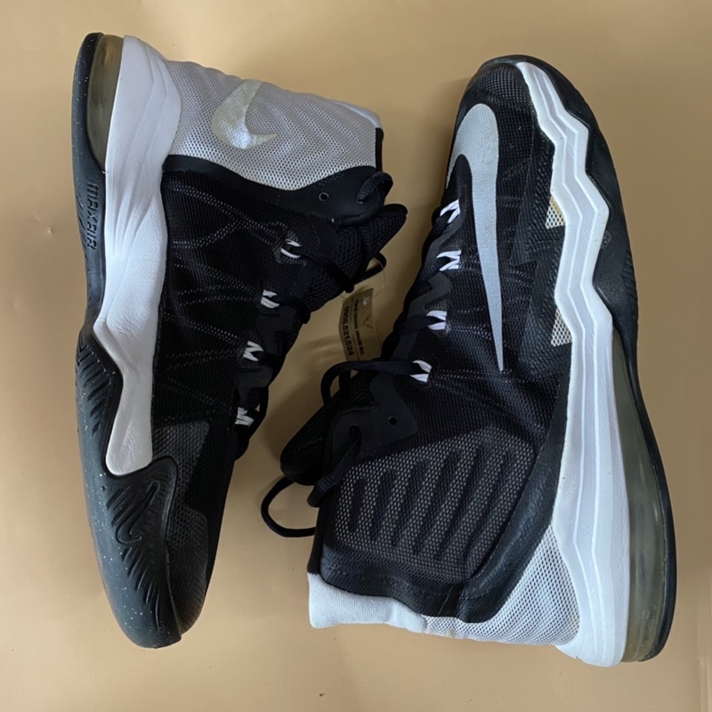 Giày chính hãng đã qua sử dụng