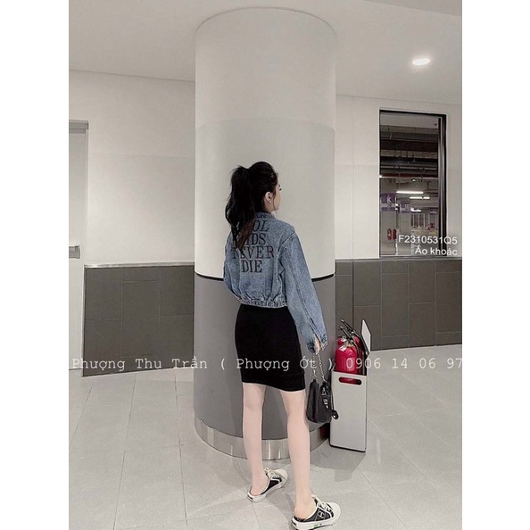 Áo khoát jeans nút cổ bẻ