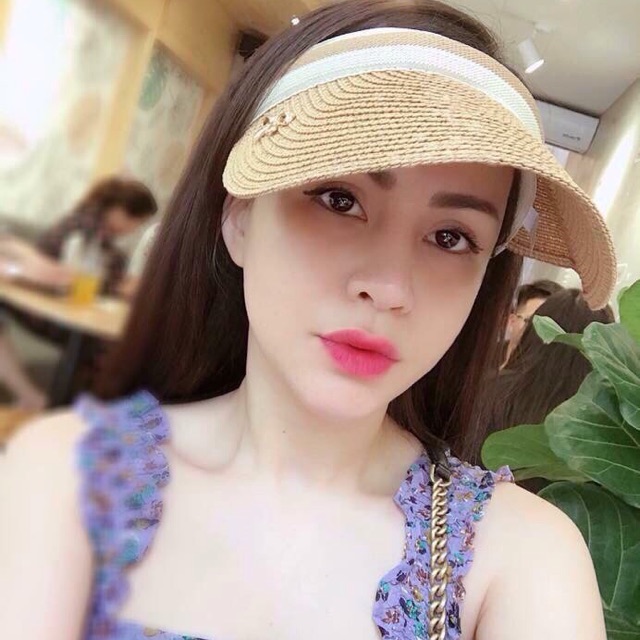 Mũ cói vành Hàn quốc