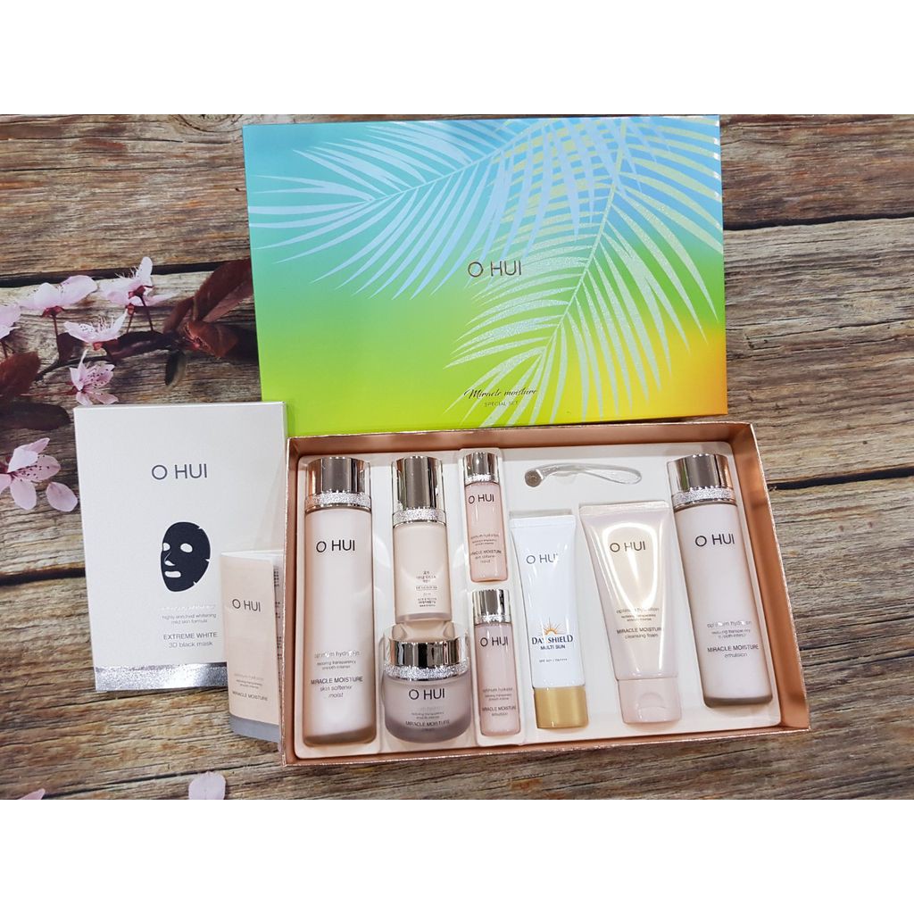 Bộ Dưỡng Ẩm Ohui Miracle Moisture Special Set 8sp