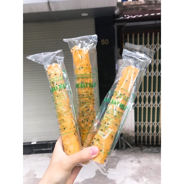 Bánh tráng cuộn anh Bảy Mập giòn tan ăn là nghiền!