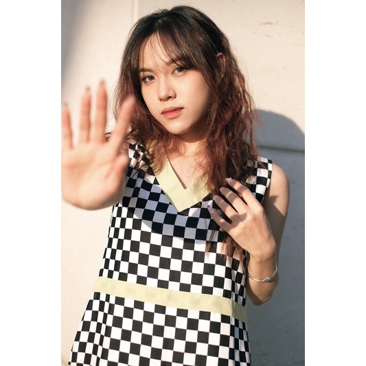 Double Moonshot - Đầm hoạ tiết bàn cờ đen trắng