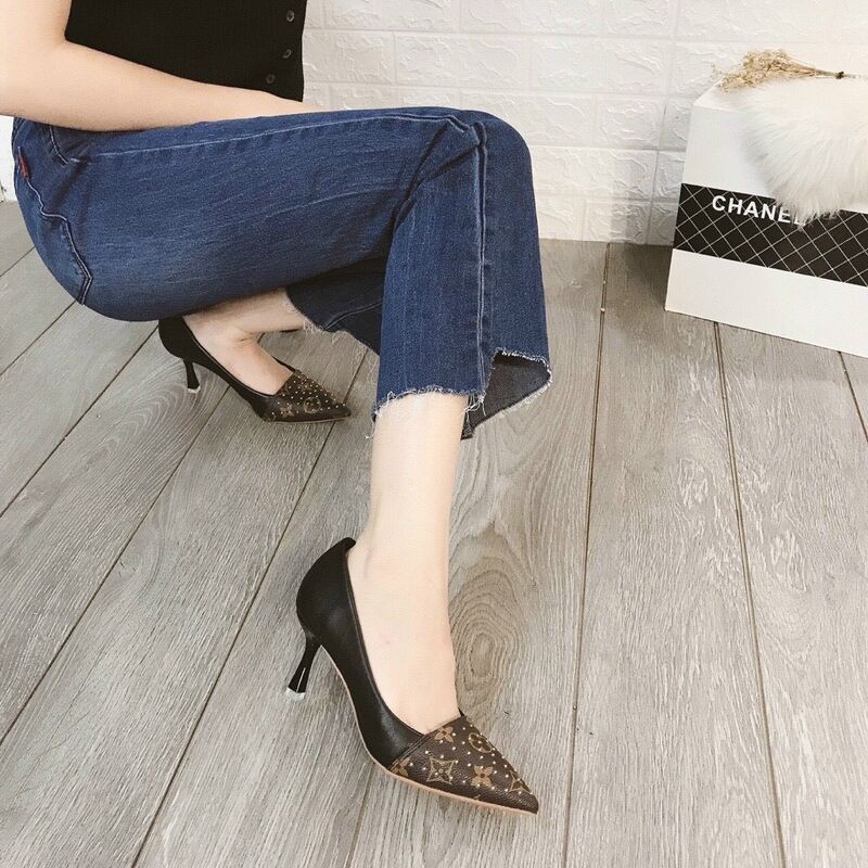GIÀY BÚP BÊ GÓT NHỌN MŨI PHỐI HỌA TIẾC CHỮ