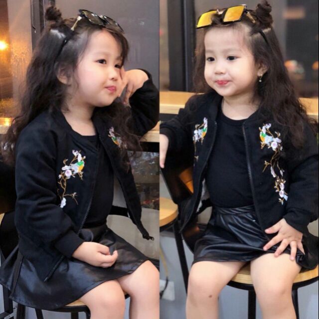Quần áo trẻ em