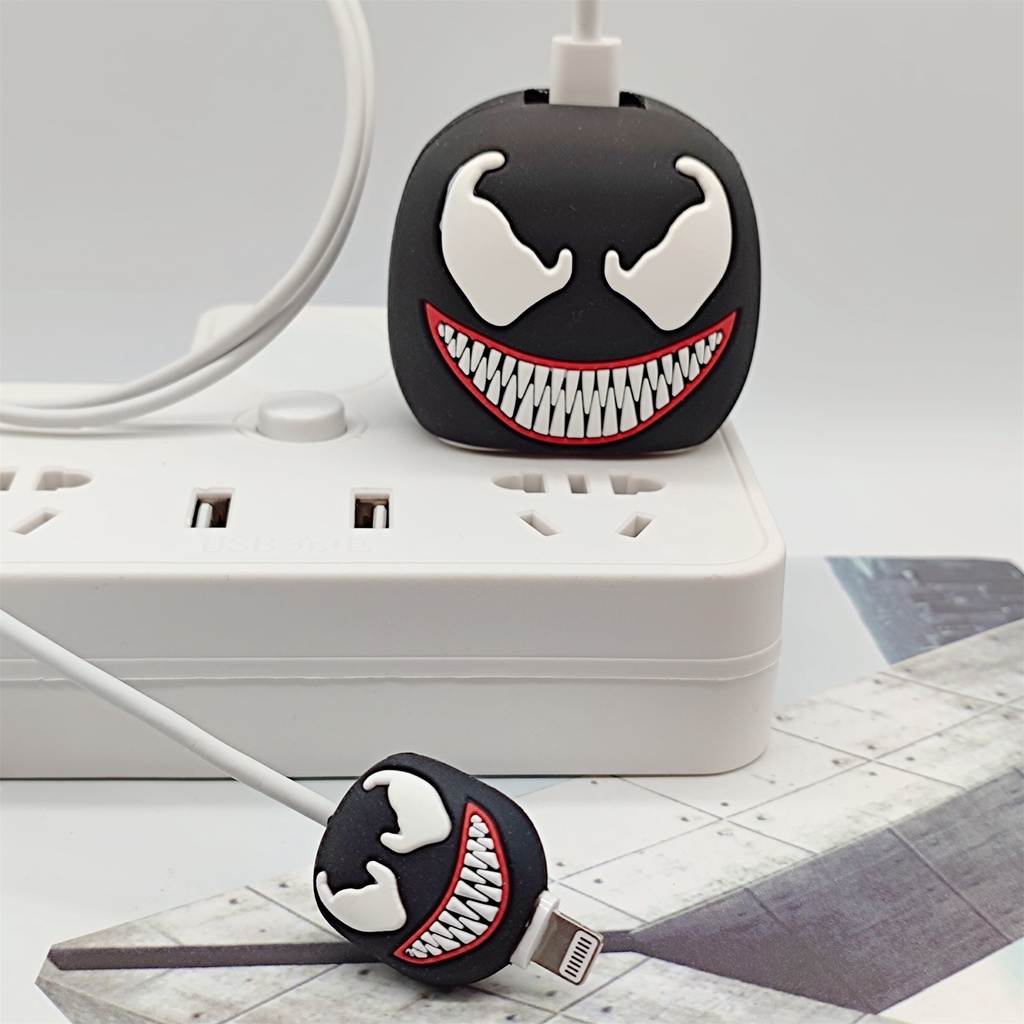 Bộ 2 Món Vỏ Bảo Vệ Dây Cáp Sạc Tai Nghe Apple iphone Bằng silicone Chống Sốc Hình Ly Trà Sữa 3D Dễ Thương 18W/20