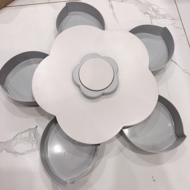 Khay mứt xoay hình hoa ( k để đc đt)