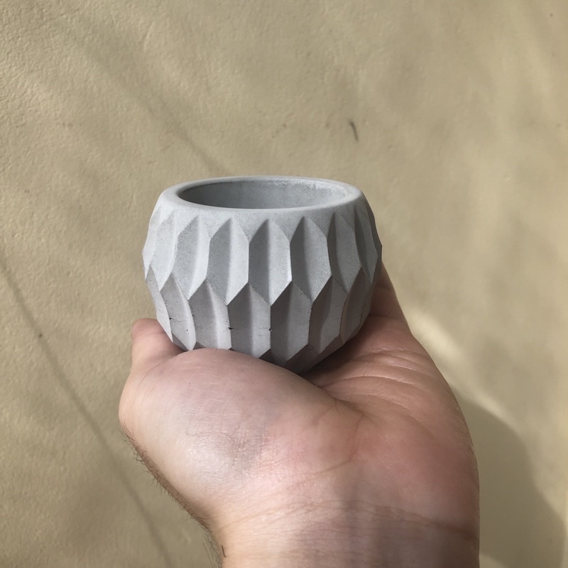 Chậu cây xi măng - cement pots
