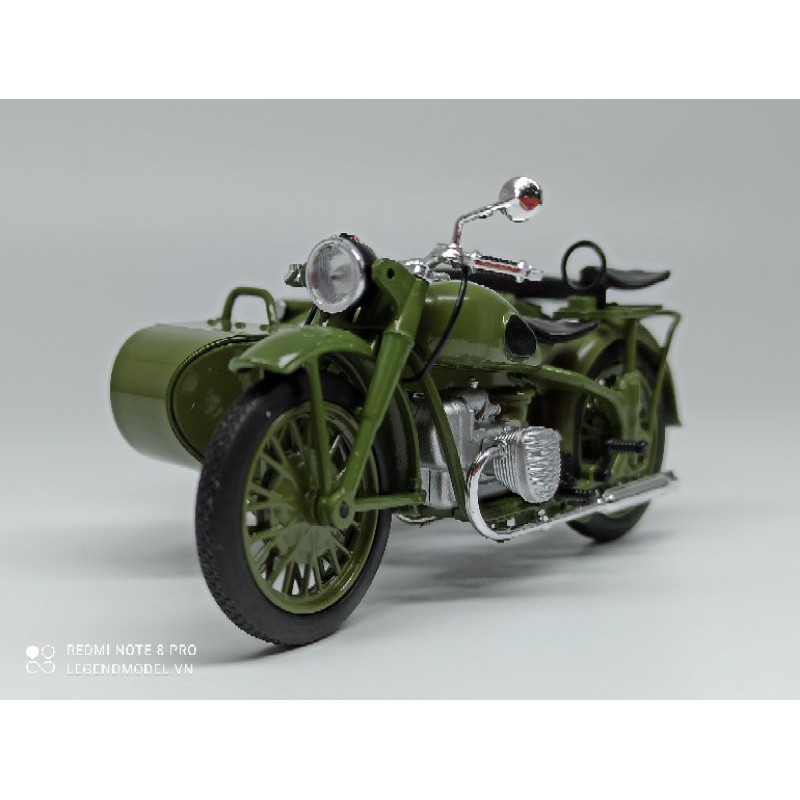 Mô hình xe Sidecar Ural M72