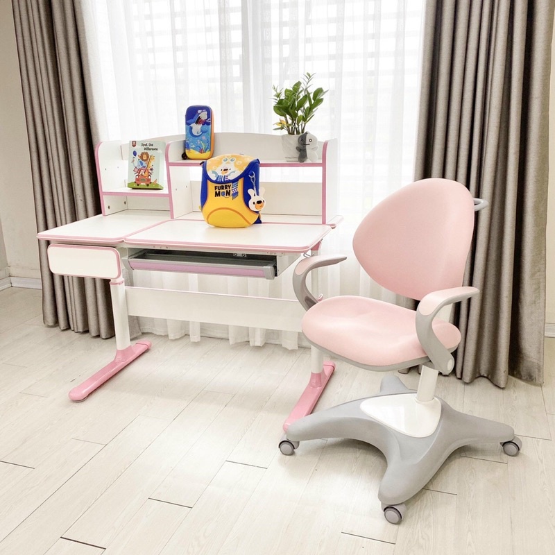 Bàn học chống gù, chống cận luxury cho bé um-1694