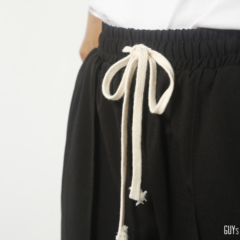Quần thể thao D-Stripe GUY's Closet, Chất liệu co giãn, Kẻ sọc cá tính