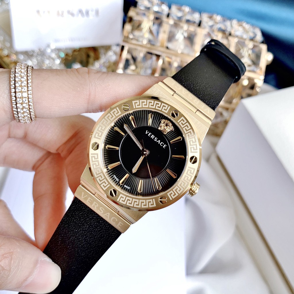 Đồng hồ nữ chính hãng Versace Greca Logo - Máy Quartz pin Thụy Sĩ - Kính Sapphire - Dây da đen