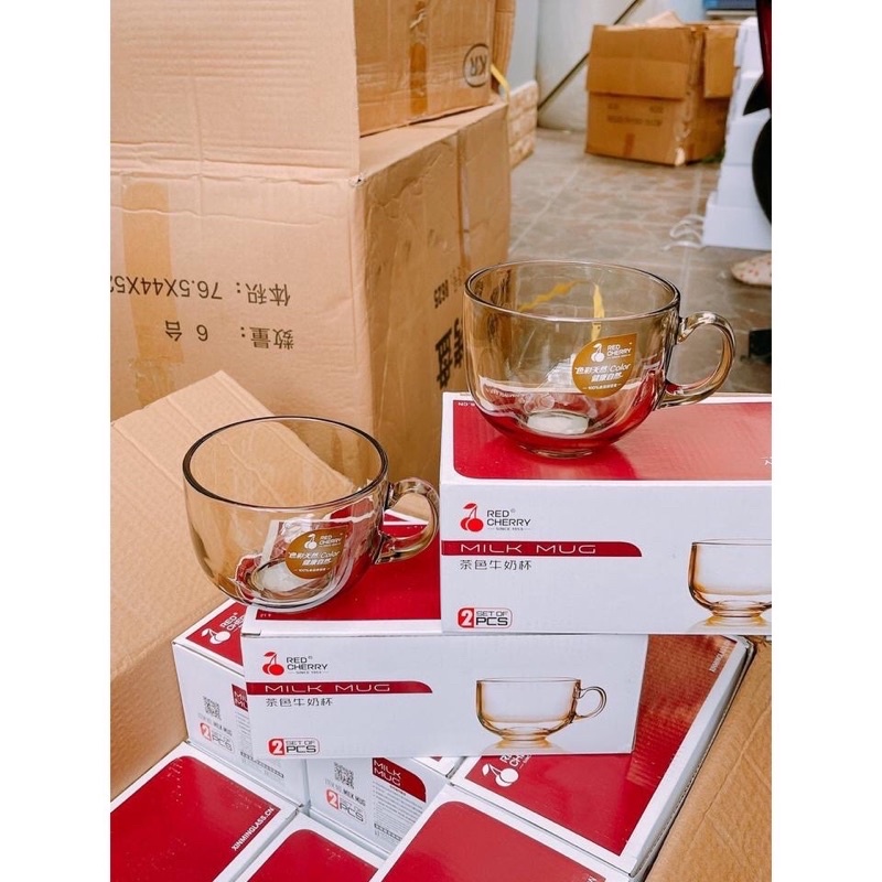 Set 2 ly thủy tinh có quai màu hổ phách, cốc thủy tinh uống sữa ăn salads 470m