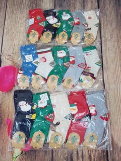 Tất Noel cho bé