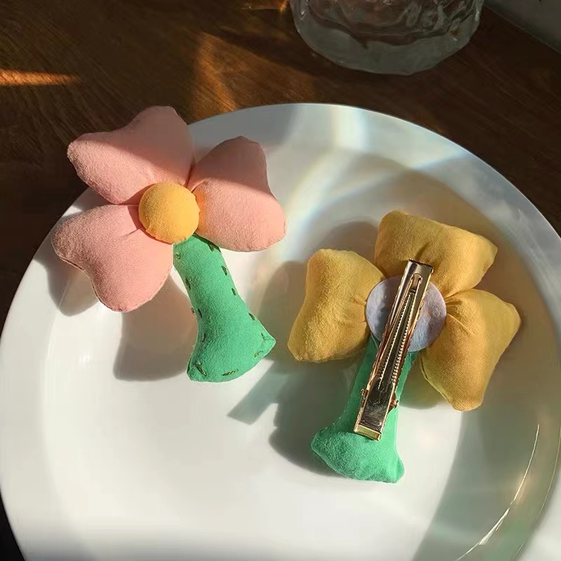 Kẹp Tóc Mỏ Vịt Đính Hoa Xinh Xắn Cho Bạn Gái