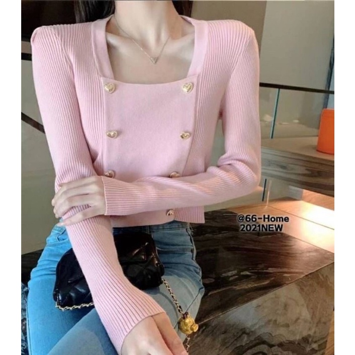 Áo len dài tay cổ vuông đính cúc trái tim