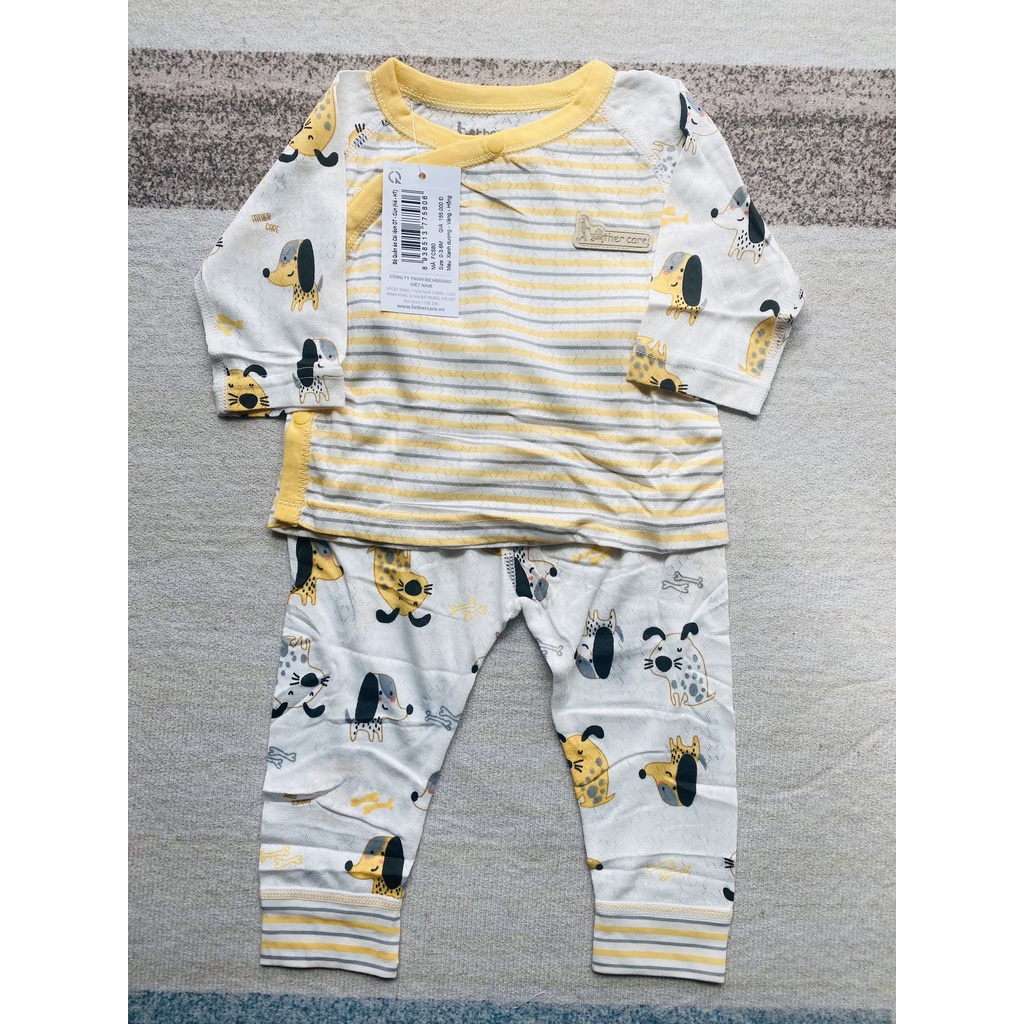 Bộ quần áo dài tay cài lệch cotton họa tiết cún Father Care cho bé