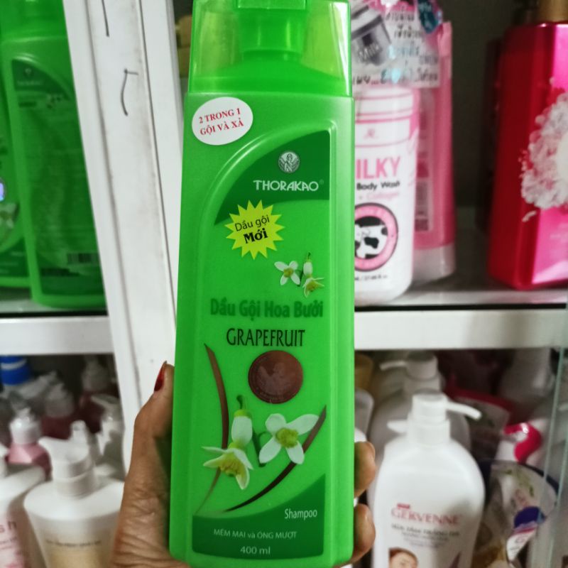 Dầu gội hoa  bưởi   thorakao mềm mại và óng mượt