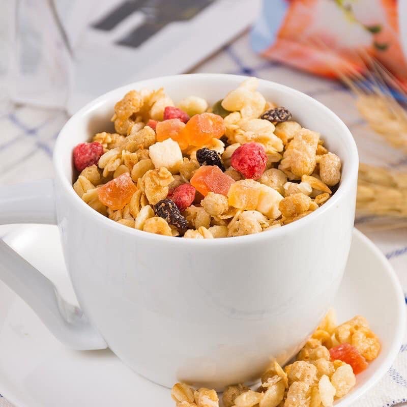 Ngũ cốc Calbee Nhật Bản 750g (đỏ)