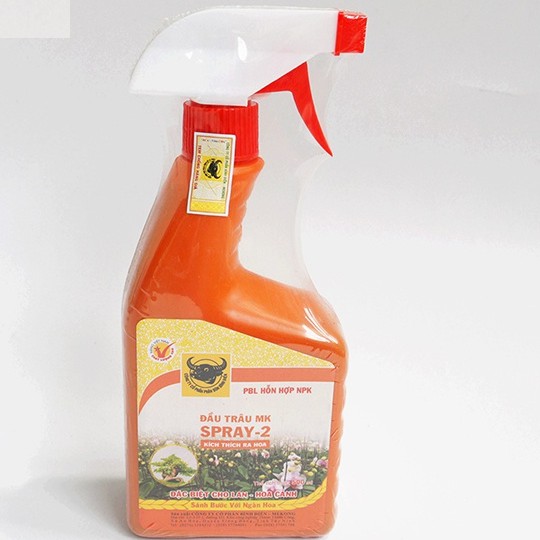 PHÂN BÓN LÁ ĐẦU TRÂU KÍCH RA HOA SPRAY 2 - 500ML