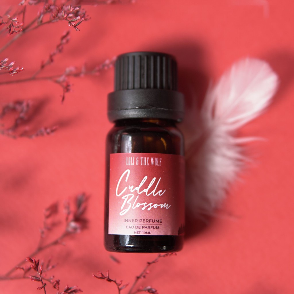 Nước hoa vùng kín nữ Cuddle Blossom Eau De Parfum lưu hương lâu chai 10ml - LOLI & THE WOLF | Thế Giới Skin Care