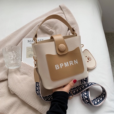 Túi xách nữ-- Túi đeo chéo hình gấu nhiều màu siêu dễ thương