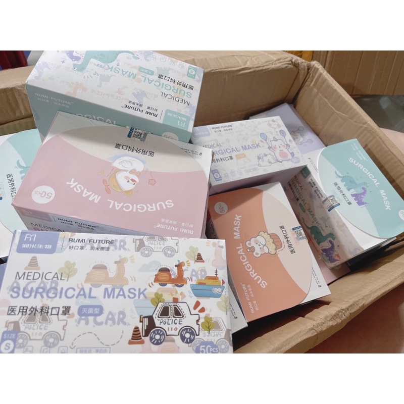 Khẩu trang cho bé