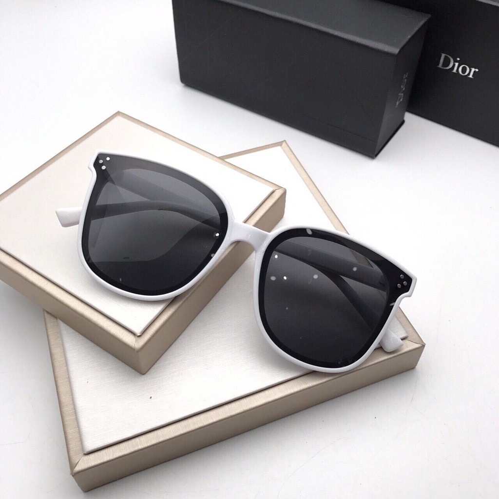 Kính Mát Thời Trang Unisex Nam nữ HATA M301 3 Chấm Góc Sang Chảnh - Hata24h