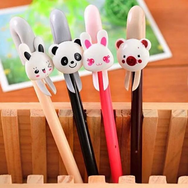 Bút nước mực đen hình gấu