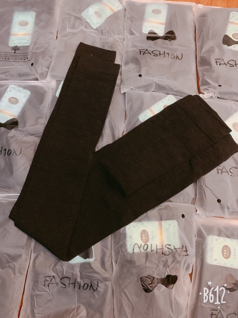 YY - Set 2 quần tất dẫm gót nỉ siêu ấm hàng qc xịn | BigBuy360 - bigbuy360.vn