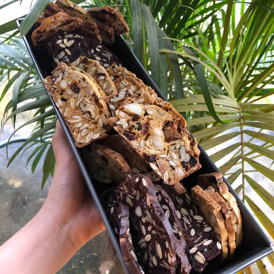 (Chuẩn keto) 250g BISCOTTI mix 5 loại hạt dinh dưỡng, bánh ăn kiêng, ăn vặt healthy {Hình thật} | BigBuy360 - bigbuy360.vn