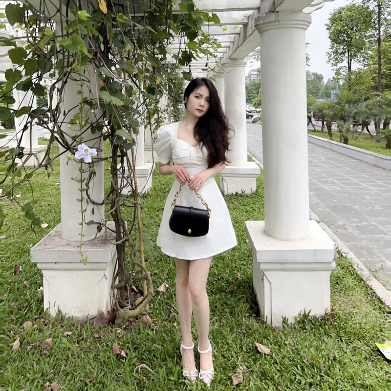 Đầm nơ hở lưng form chữ A có mút hai màu đen, trắng - Giangjoile.Store