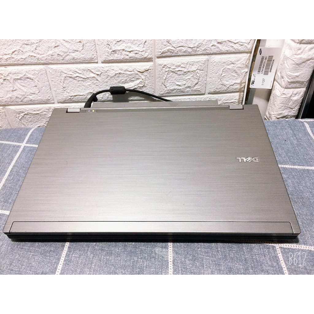 Laptop dell P05G i5 M540 hàng dùng văn phòng học tập rất tốt