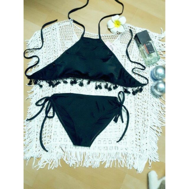 Bikini yếm tua hoa