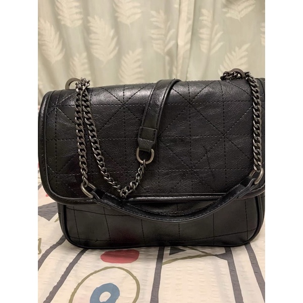 Túi xách dáng Zara