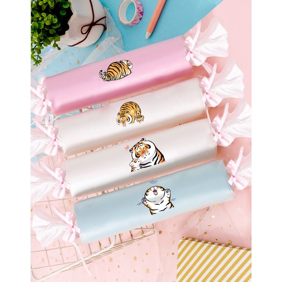 Hộp bút kẹo doremon HBKC1 bóp viết ba anh em gấu molang pusheen gấu brown tonton khủng long hoàng đế mèo hổ mập