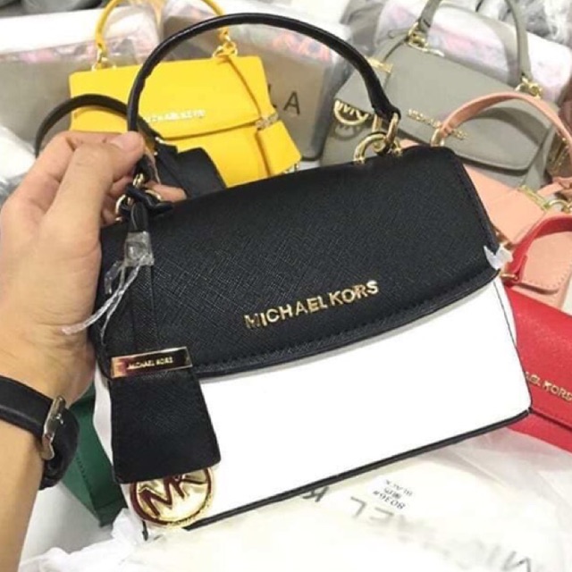 Túi xách MK size 19 và size 23