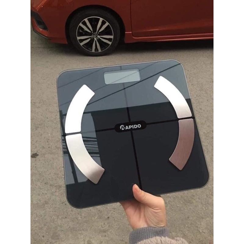 Cân rapido có bảo hành , có Bluetooth , tặng kèm pin