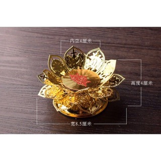 Đế nến cánh sen hợp kim