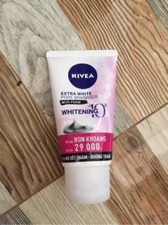 Sữa rửa mặt Nivea