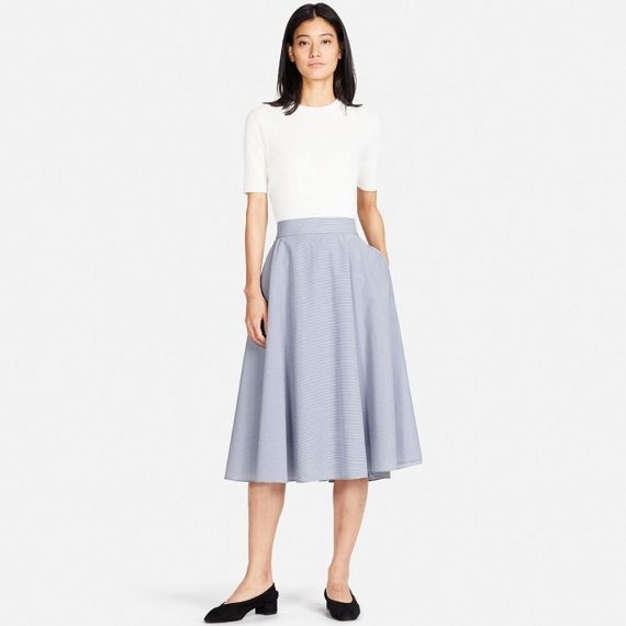 Váy UNIQLO kẻ sọc xanh blue