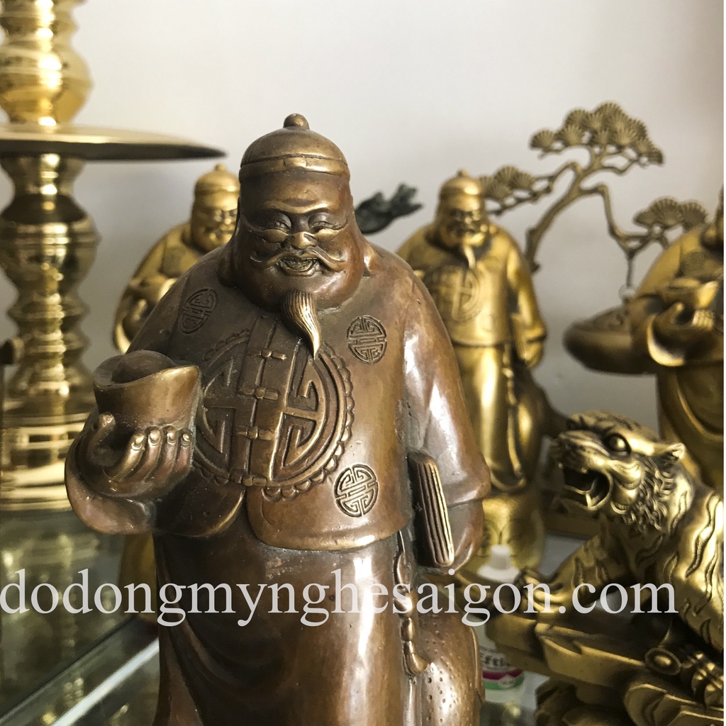 Tượng Ông Quản Gia, Quản Tài - ý nghĩa phong thủy quản lý tiền tài, tăng vận khí cho gia chủ
