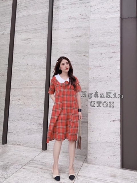 Váy Suông Kẻ Đỏ Cổ Sen Siêu Xinh , Đầm Suông Kẻ Đỏ Cao Cấp