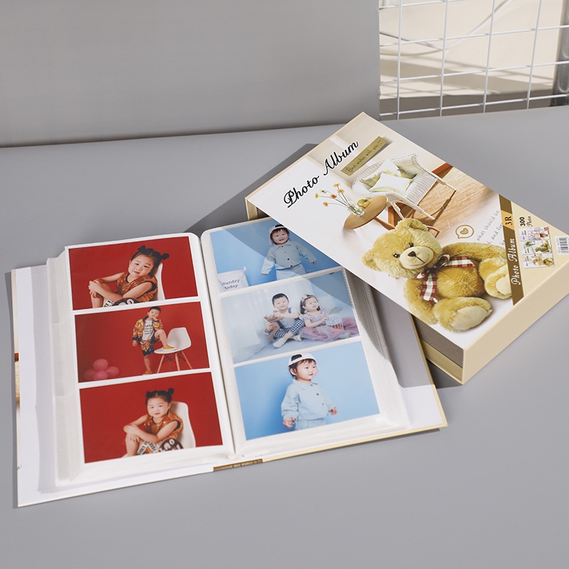 Album ảnh 9x13 đựng được 300 ảnh, có hộp xinh xắn