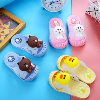 Dép croc chặn mũi mẫu giáo