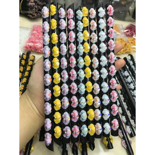 hoa bột nail-mắt mèo